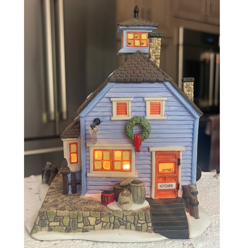 Department 56 New England Village CHOWDER HOUSE 56571 Heritage Village - Picture 4 of 8
